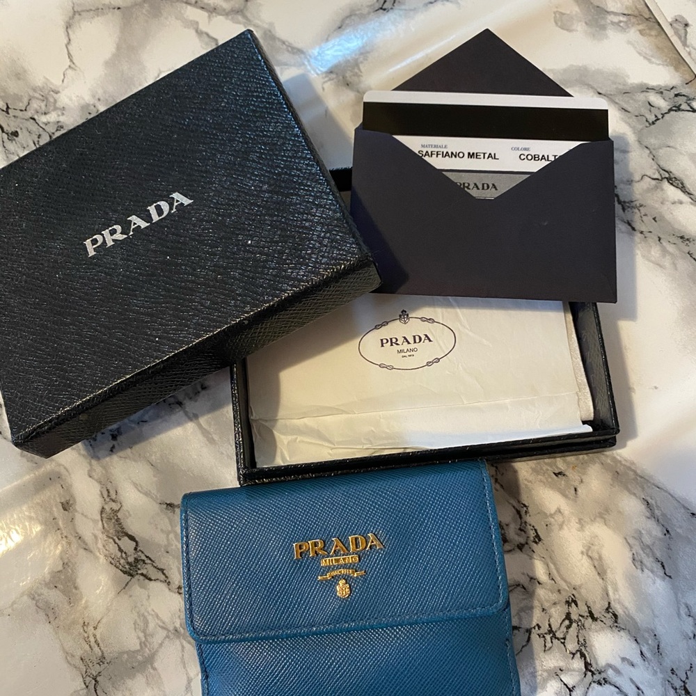 Prada Small Saffiano wallet